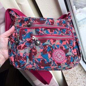 Suoyate Nylon Crossbody Travel Bag Multi-Pocket Lightweight